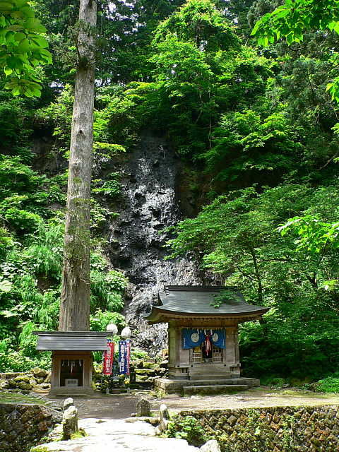 出羽三山神社 須賀の滝 写真