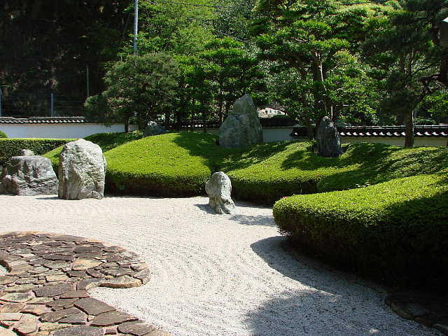 鎌倉　光明寺 三尊五祖の石庭 写真