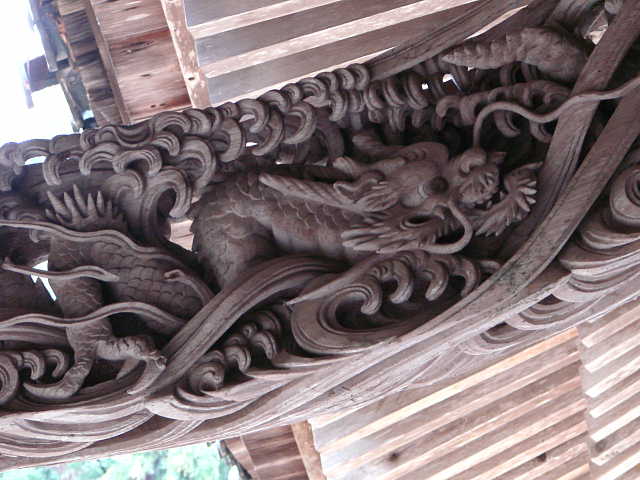 佐渡　牛尾神社　龍の彫刻