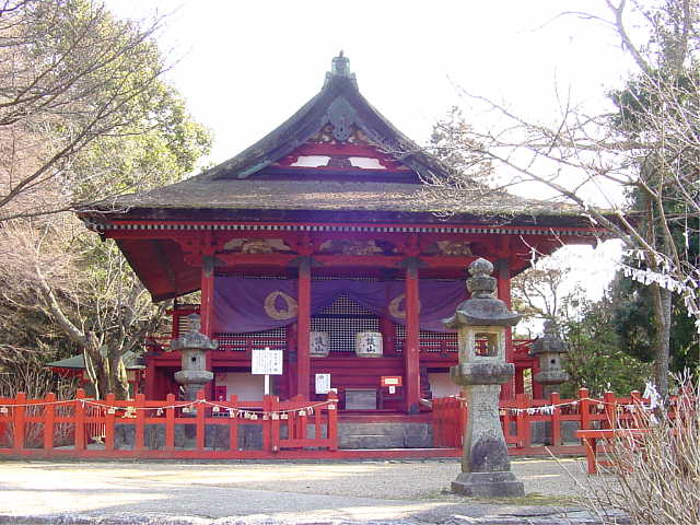 東殿　恋神社